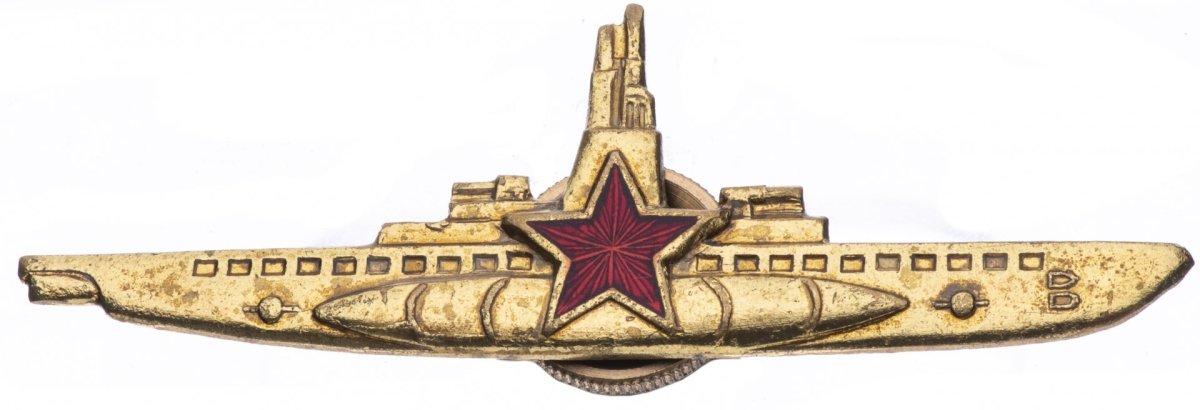Командир подводной лодки знак 1942