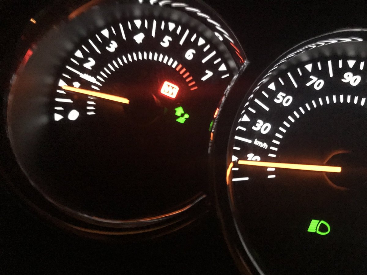 Индикатор приборки Renault Sandero 2