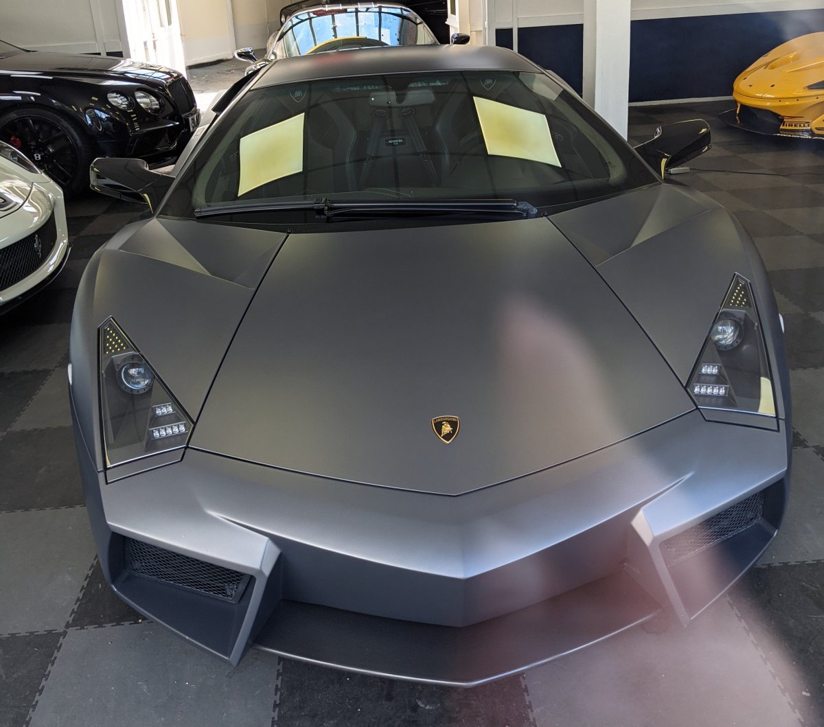 Ламборджини Ревентон лимузин