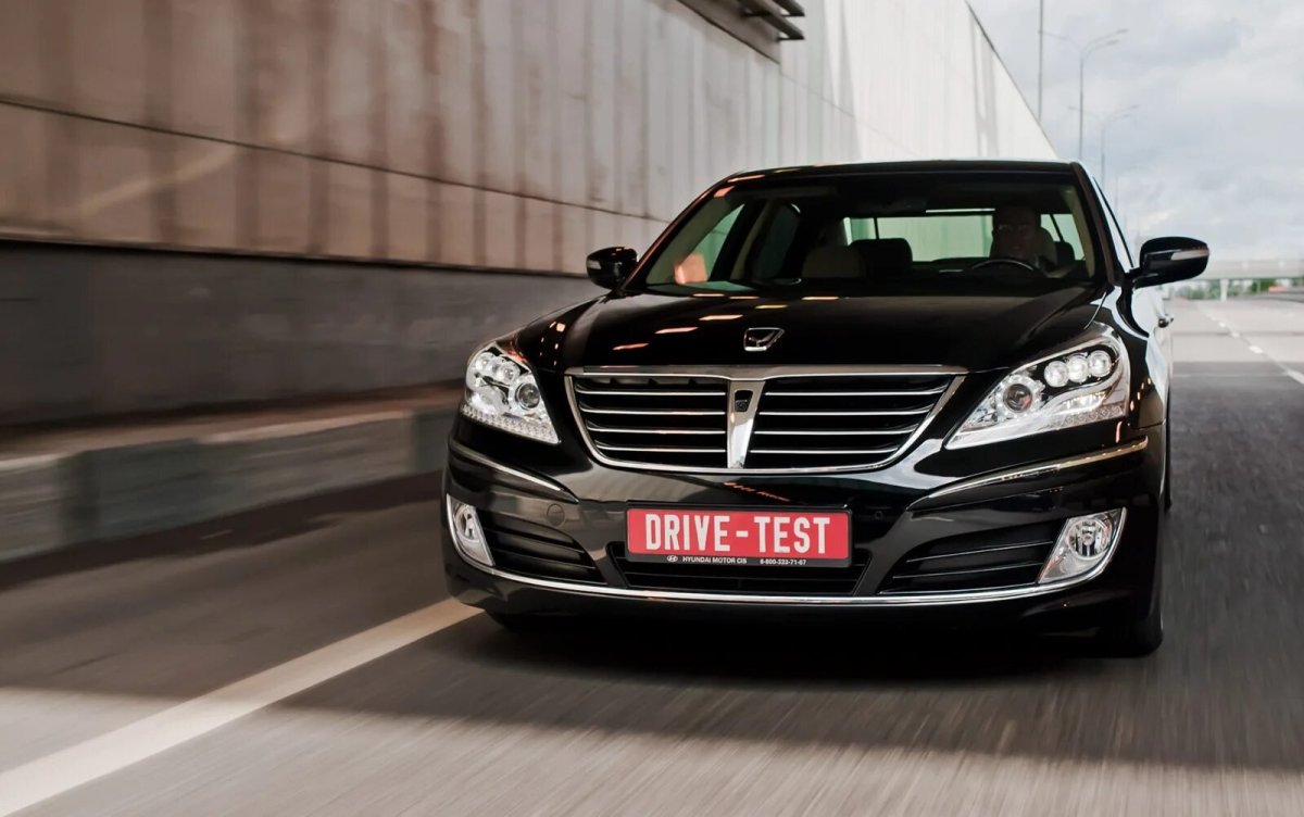 Мерседес Екус