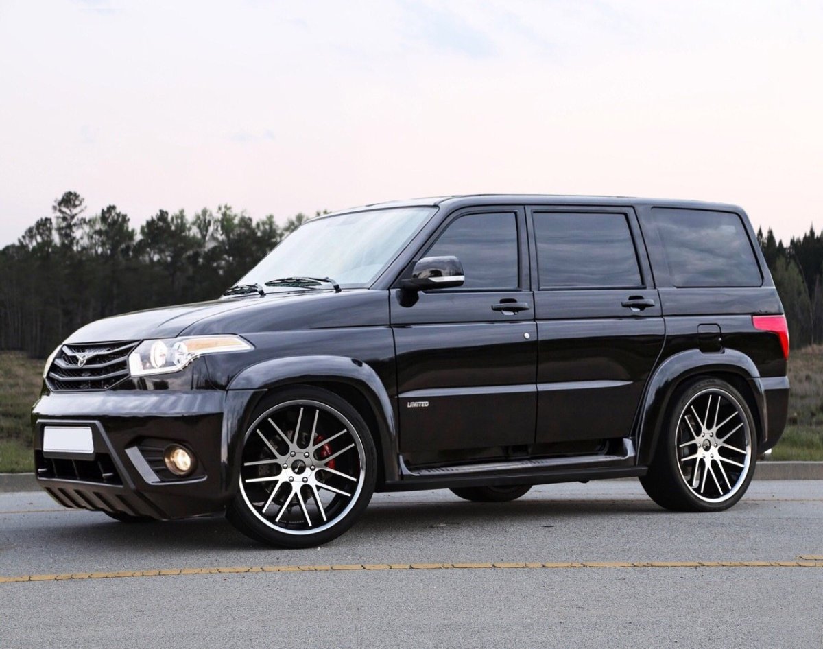 Тюнингованный УАЗ Патриот 2020