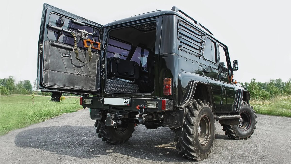 Внедорожный УАЗ Хантер