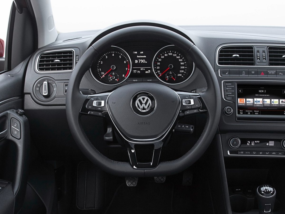 Volkswagen Polo Comfortline 2017