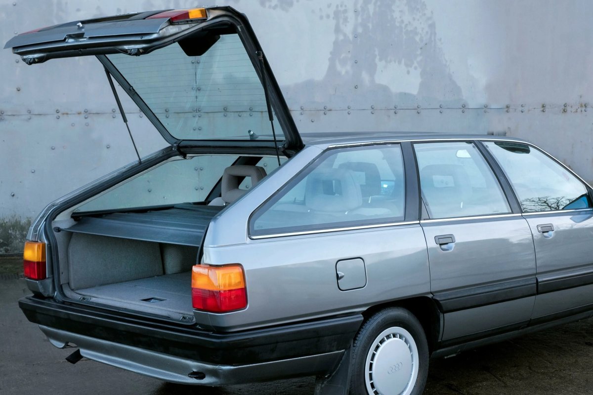 Ауди 100 с3 Авант