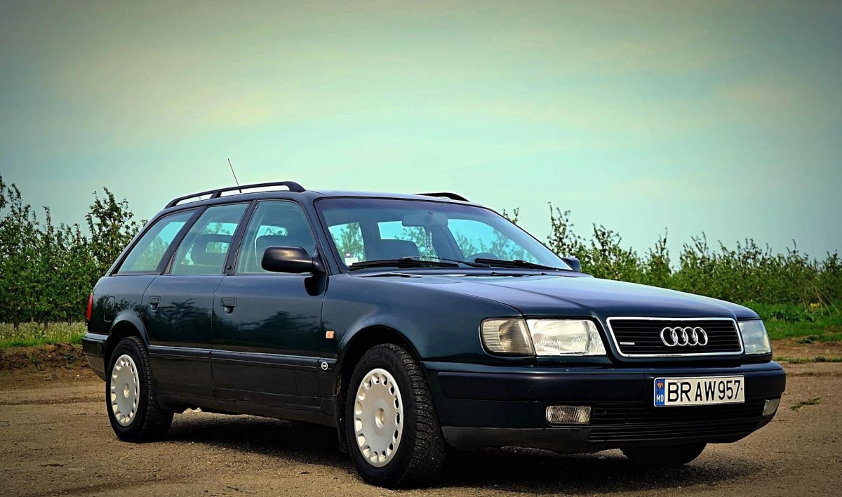Ауди 100 avant c4