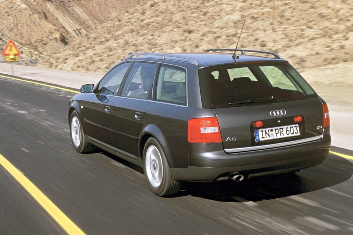 Ауди а6 Авант 2001