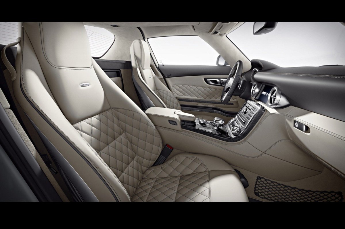 Мерседес Designo салон