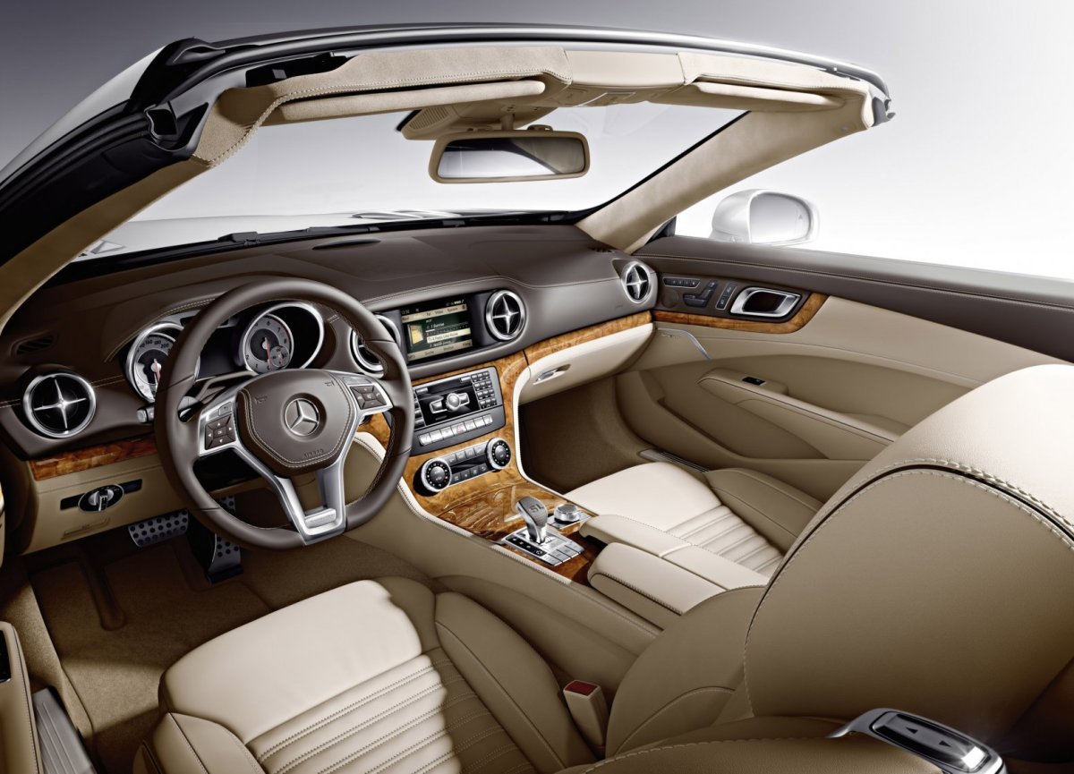 Mercedes SL 2020 салон