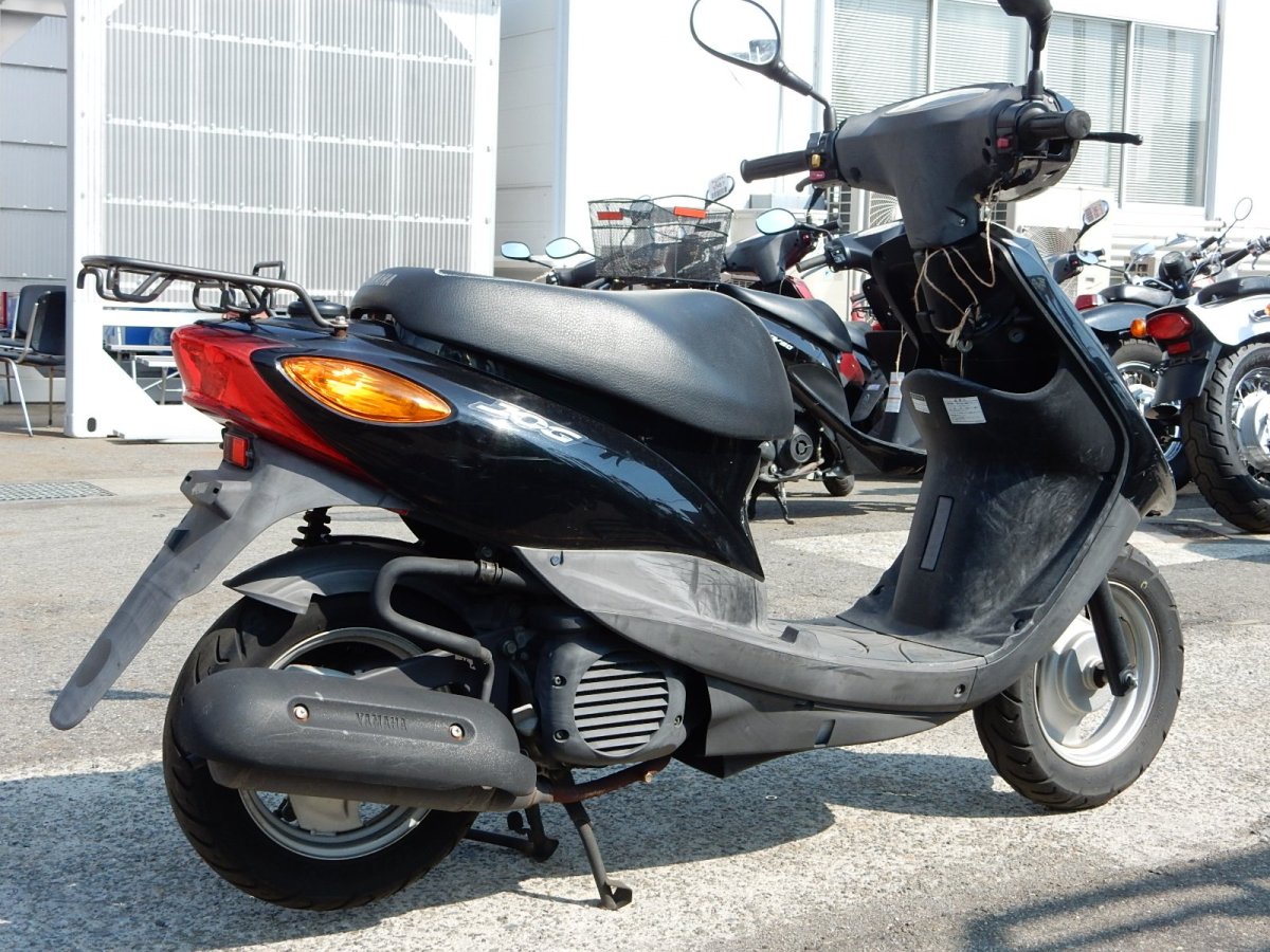 Японский скутер Сузуки 50 кубов в Японии