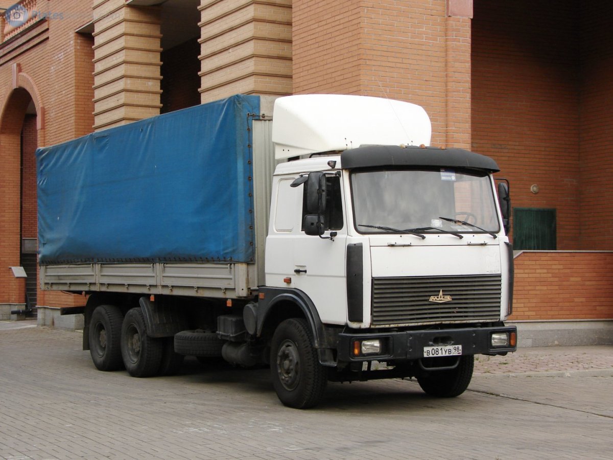МАЗ-6303 грузовик