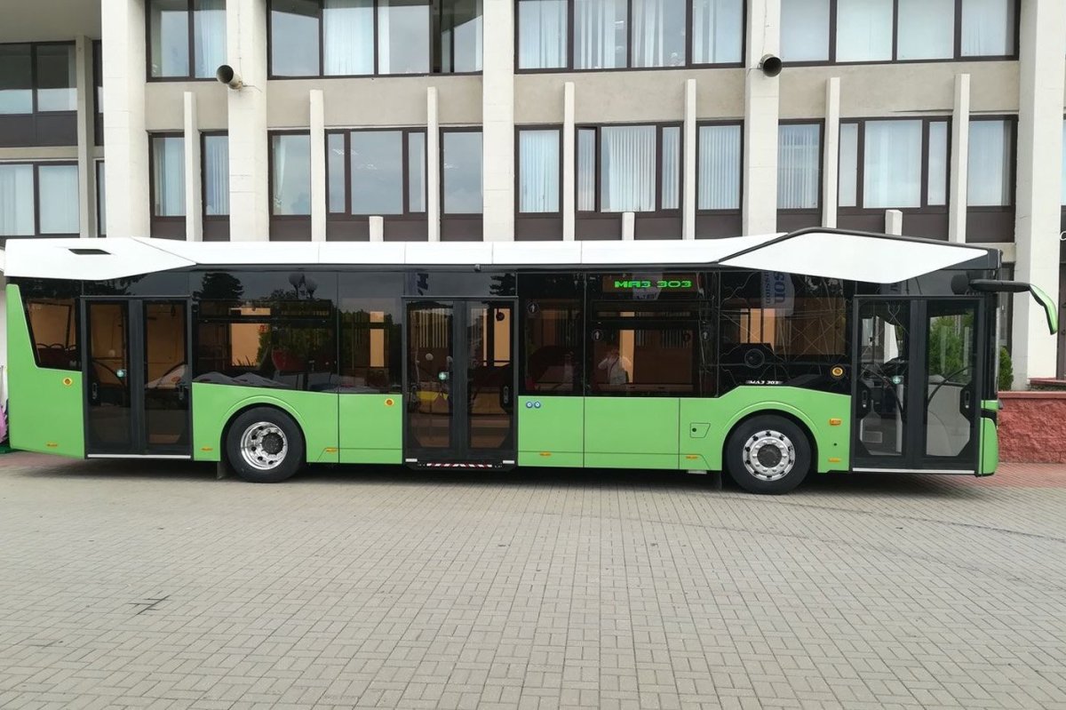 МАЗ 303