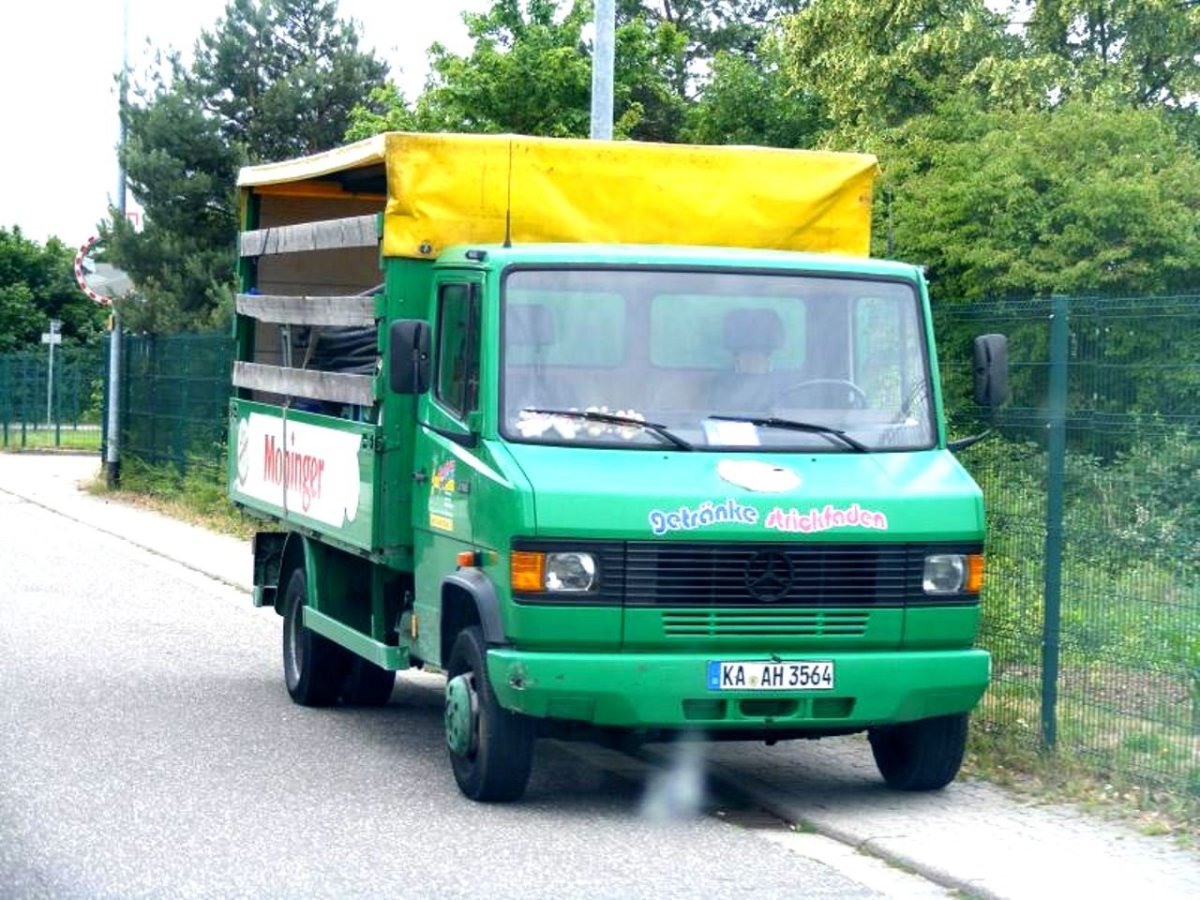 Mercedes Benz Transporter