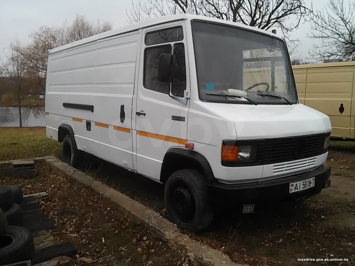 Мерседес т2