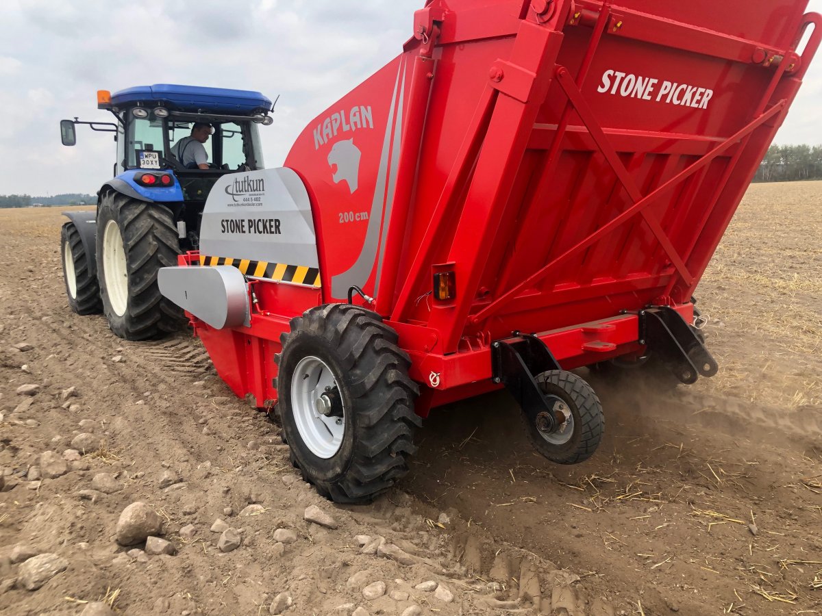 Камнеуборочная машина