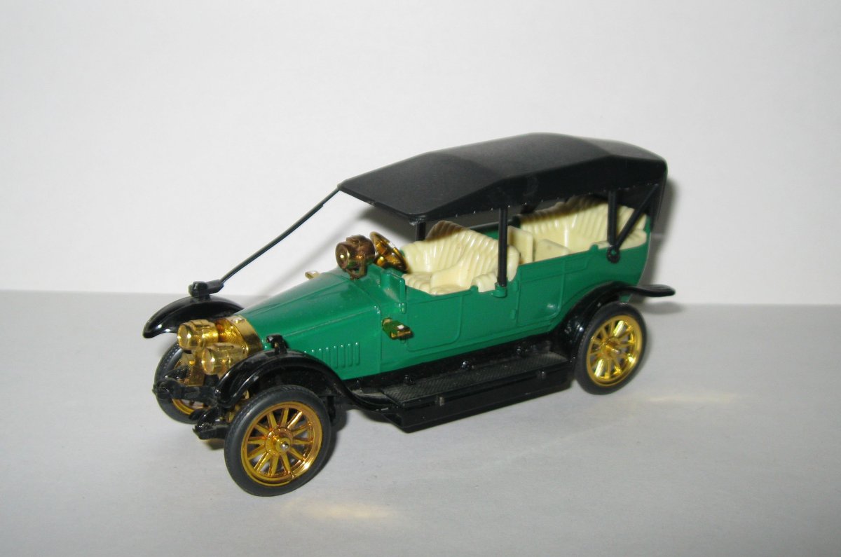 Советский водитель сборной модели