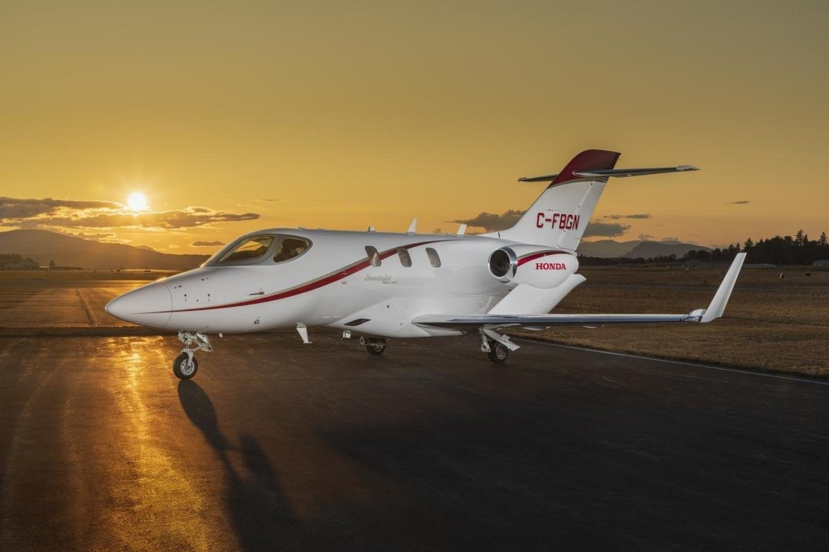 Самолет Хонда Джет на 420 Элит
