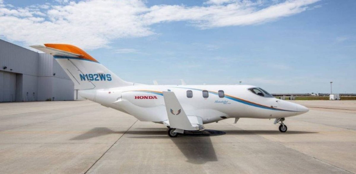 Самолет Хонда