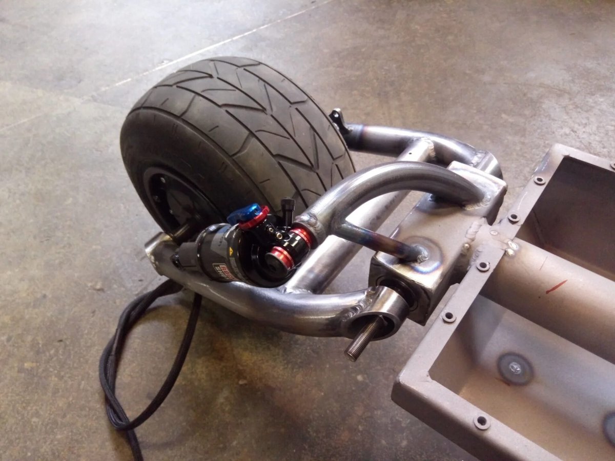 Консольный маятник с пневмоподвеской v Rod