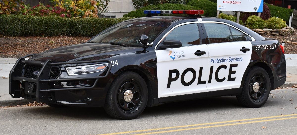 Ford Police Interceptor седан