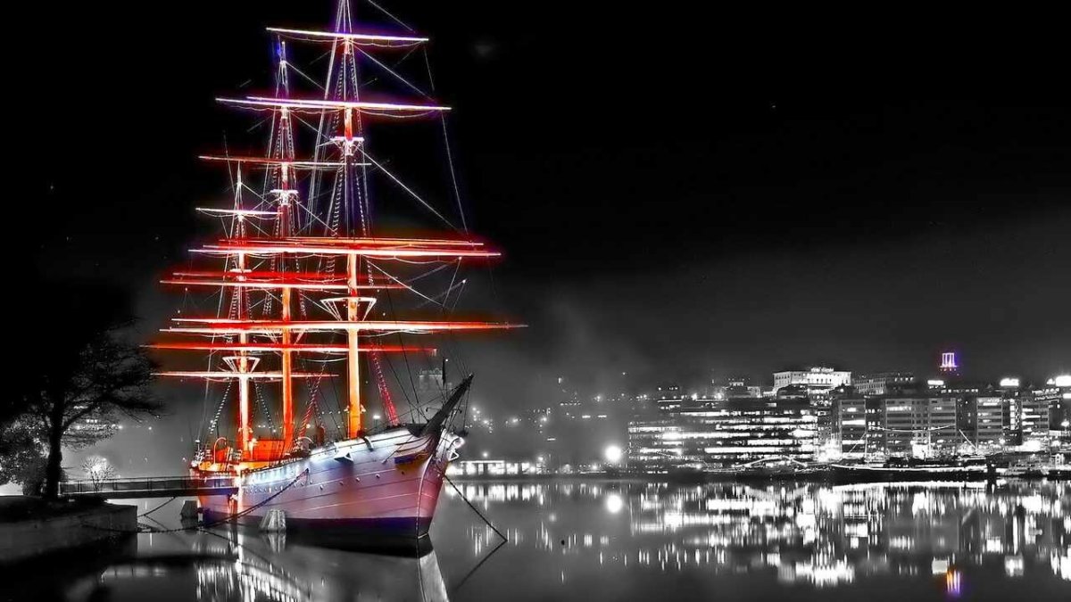 Красивые парусные корабли