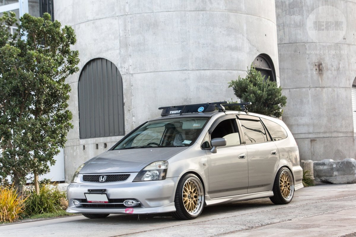 Honda Stream 2001 Tuning