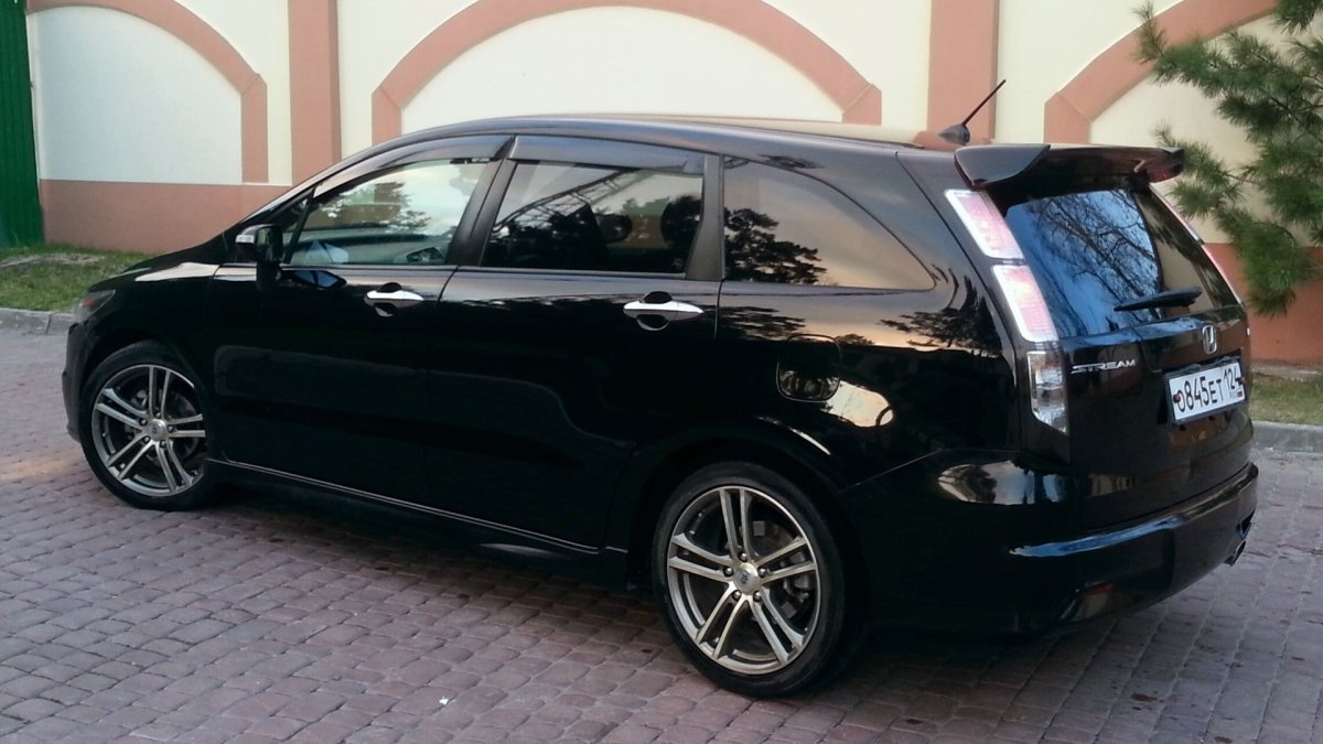 Honda Stream rsz 2009