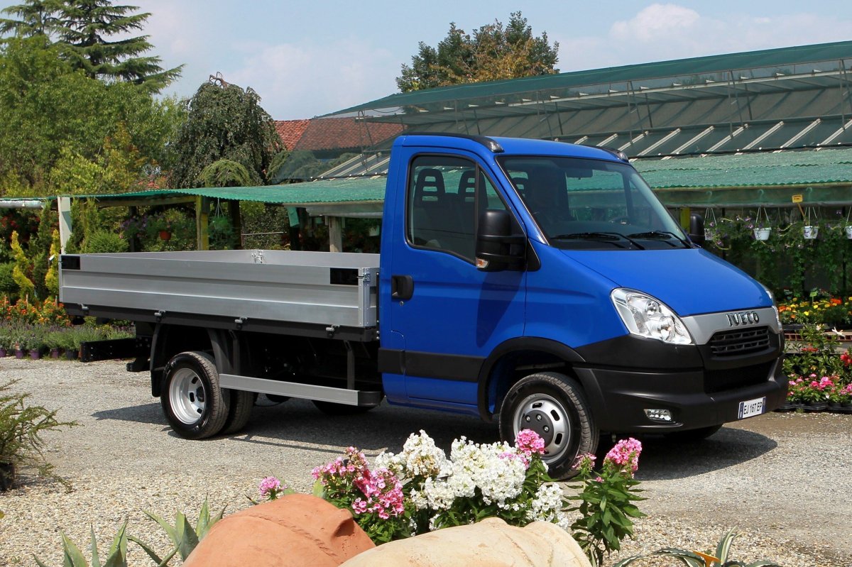 Ивеко Дейли бортовой