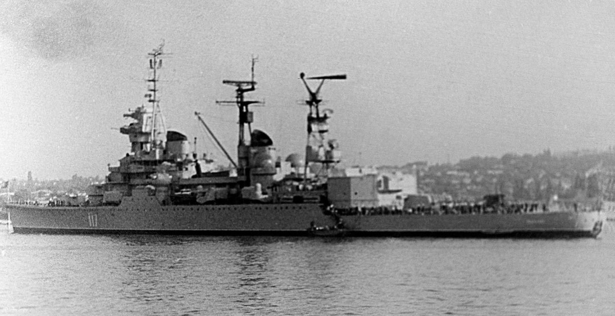 Адмирал Сенявин корабль