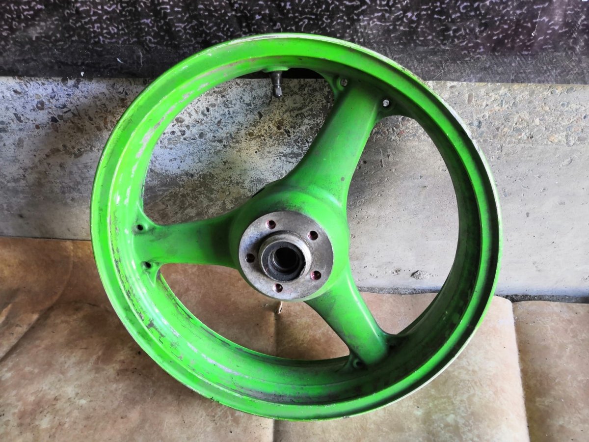 Кавасаки zx6r 2002