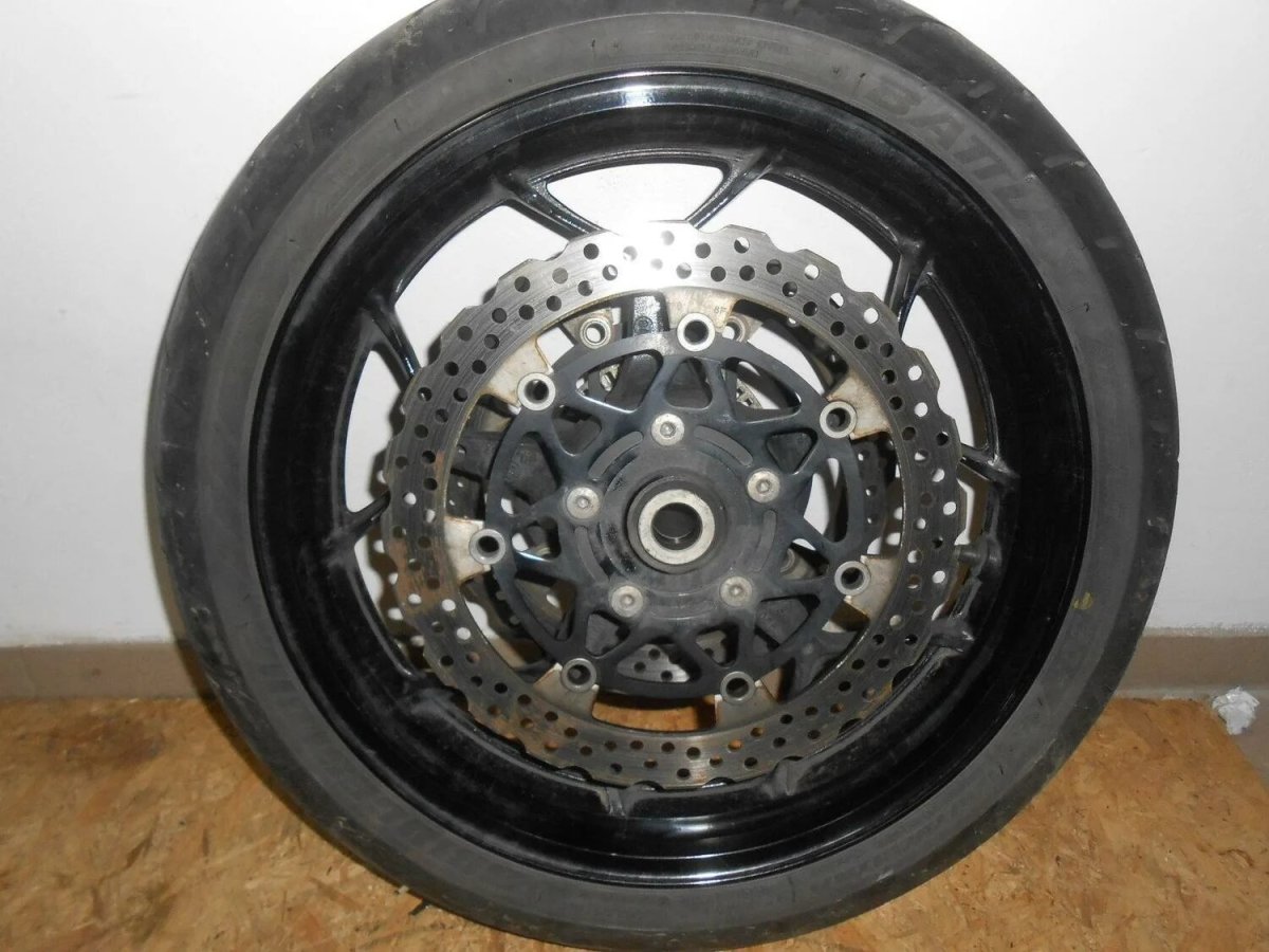 Kawasaki zx400r переднее колесо