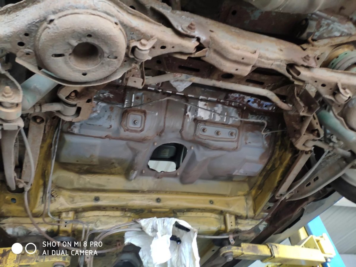 Днище Мазда 6 2006