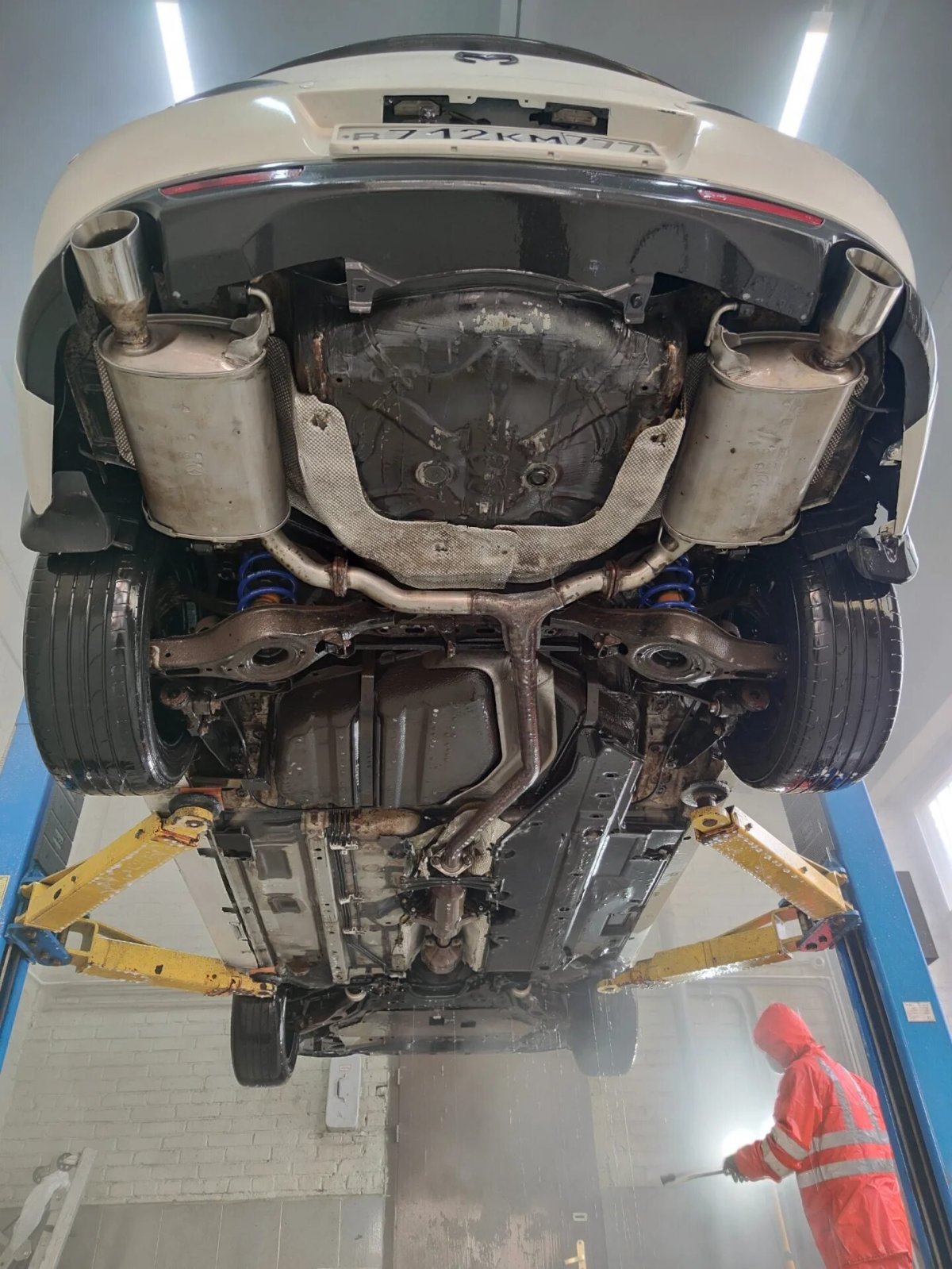 Днище Mazda 3 BK