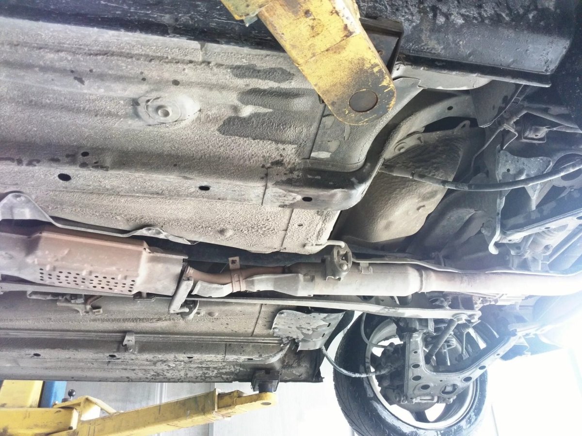 Вольво 940 снизу