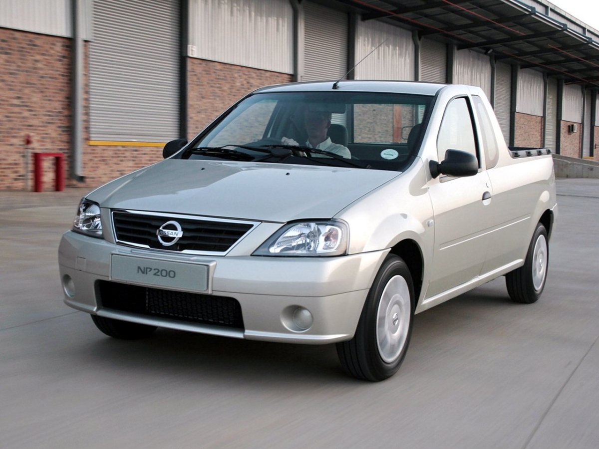 Nissan np200