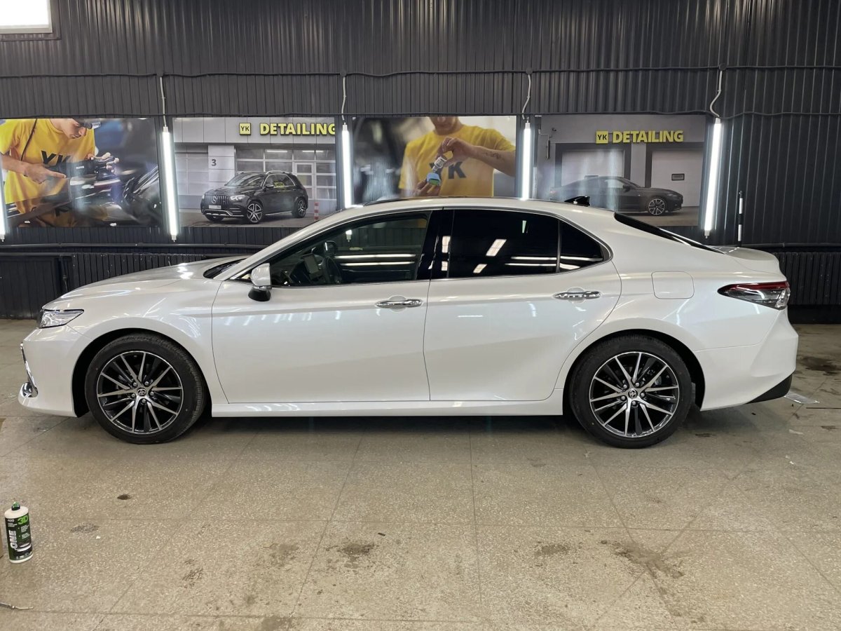 Камри 70 хаки