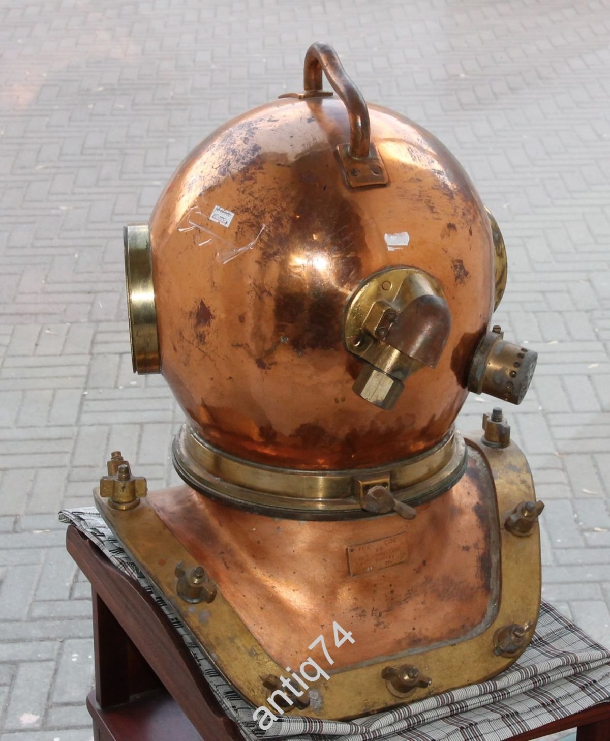 Шлем колокол