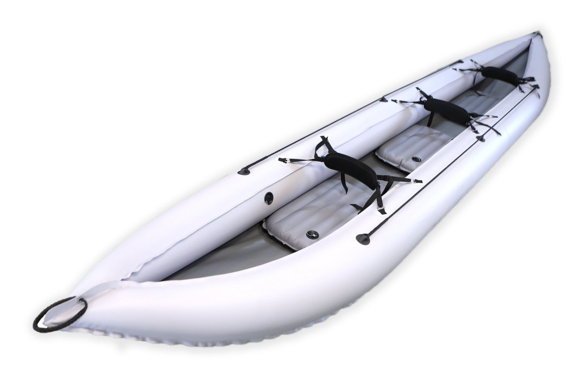 Лодка надувная трехместная