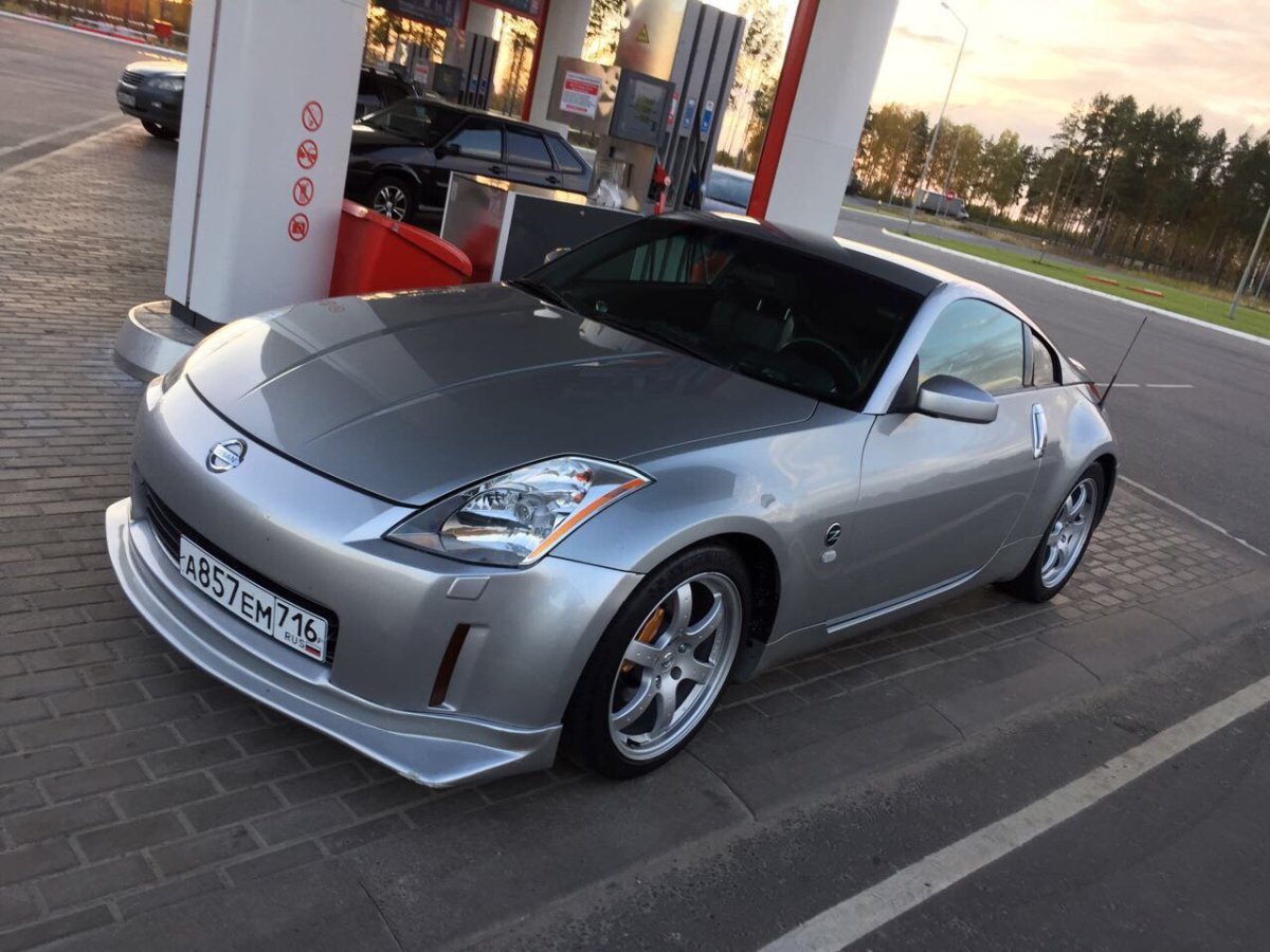 Nissan 350z новый