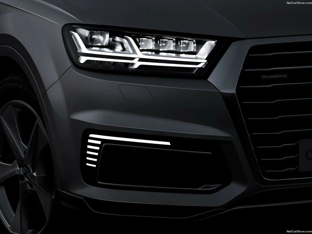 Audi q7 e-tron