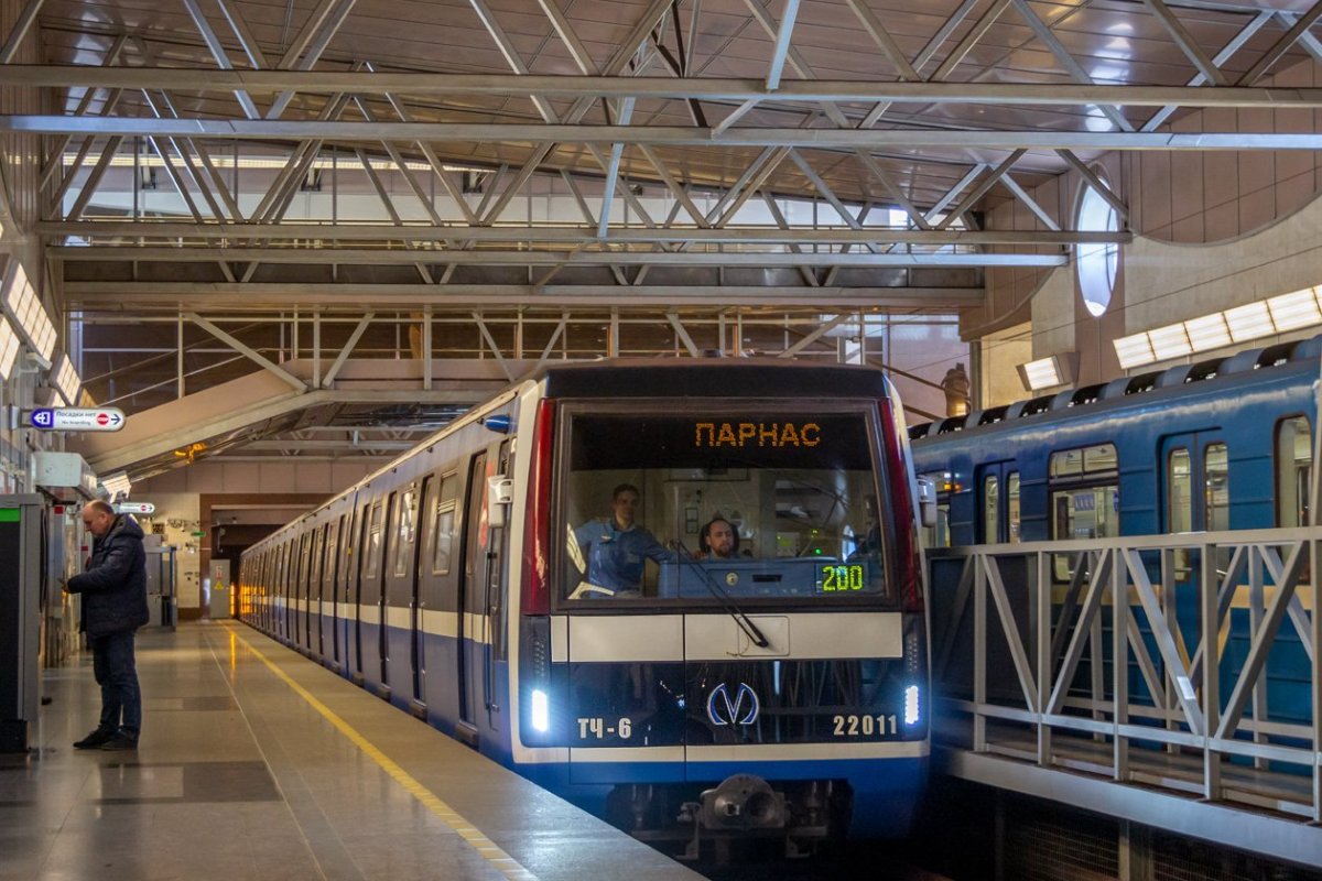 81-722/723/724 «Юбилейный» («Охта»)