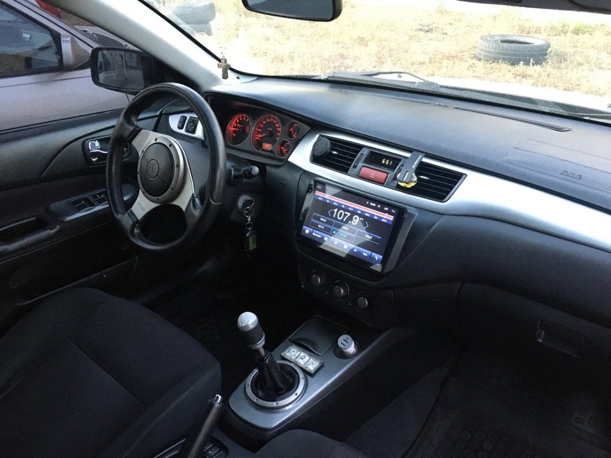 Магнитола Mitsubishi Lancer 9
