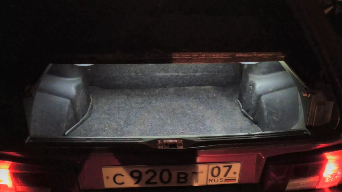 Подсвет багажник ВАЗ 2108