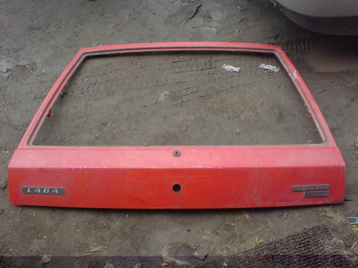 Крышка багажника ВАЗ 2108 пластик AVR