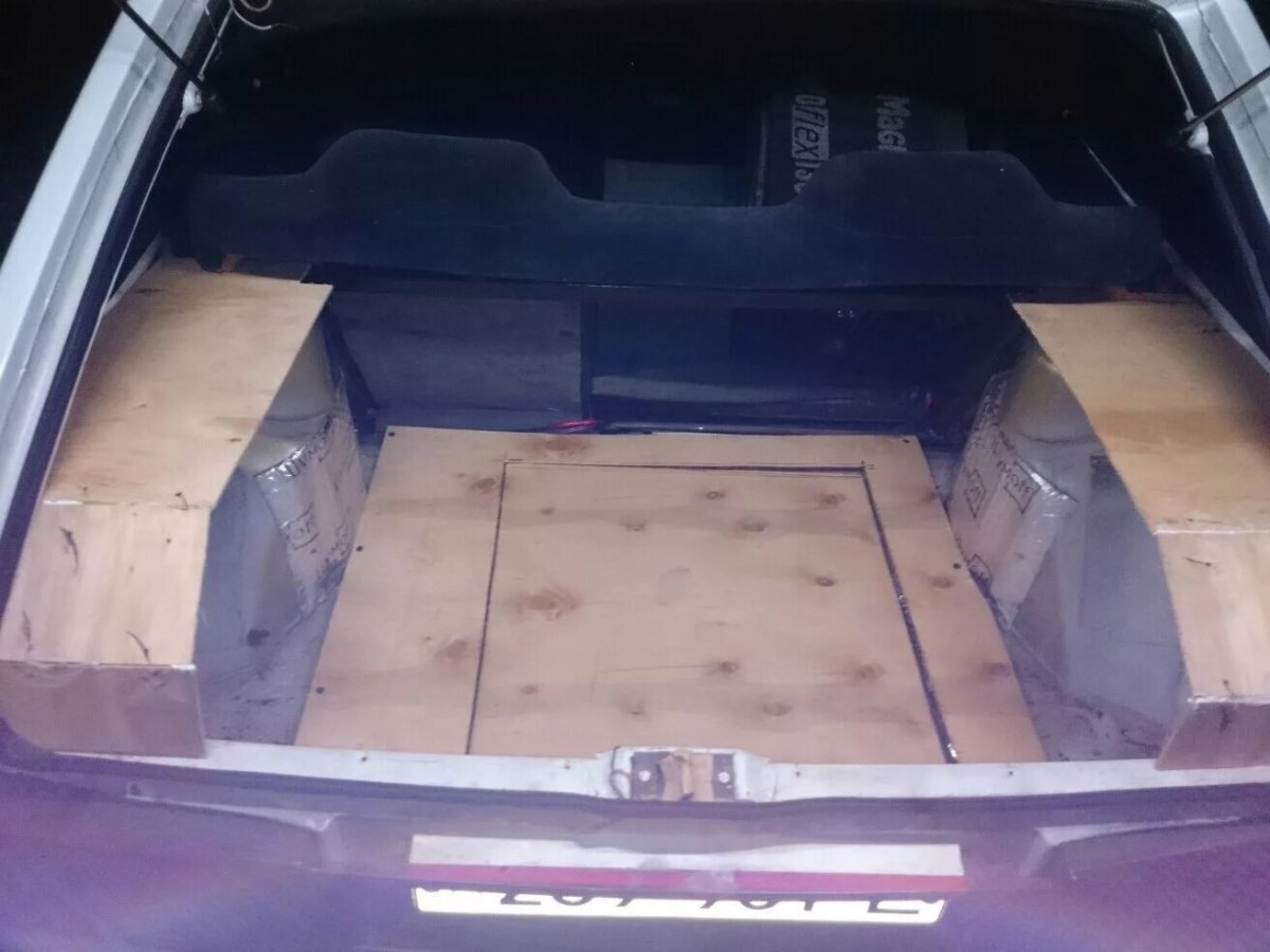 ВАЗ 2108 салон багажник