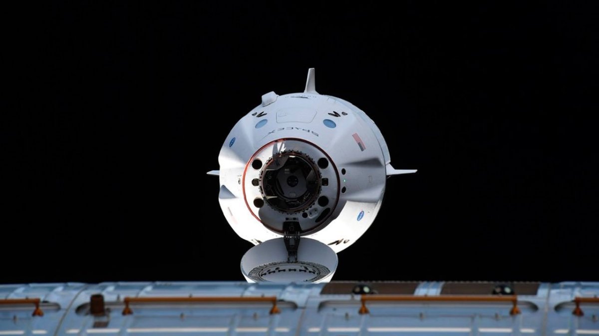 Crew Dragon МКС