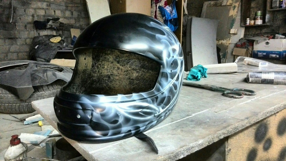 Аэрография каски