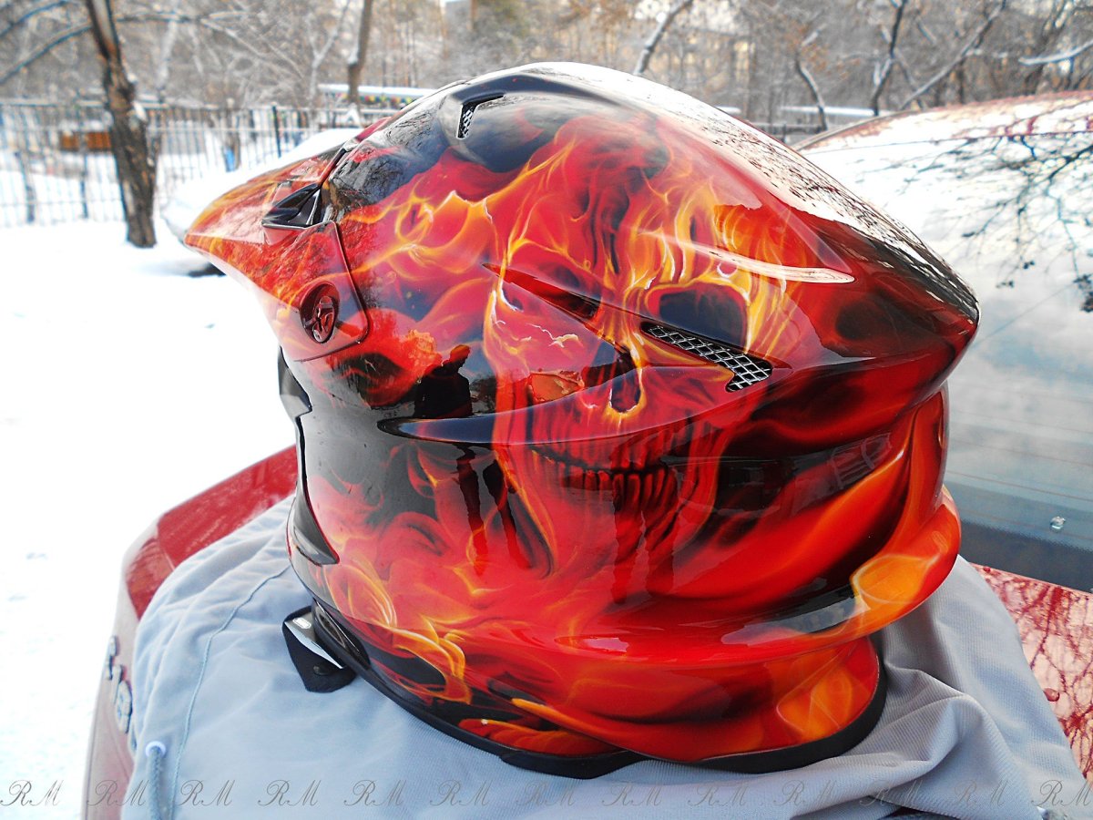 Аэрография пожарный шлем