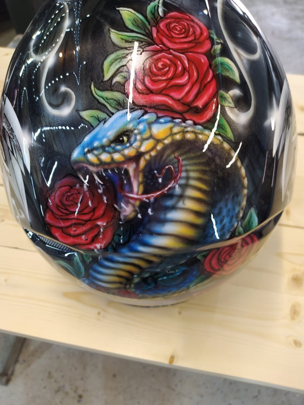 Мотошлемы расписные