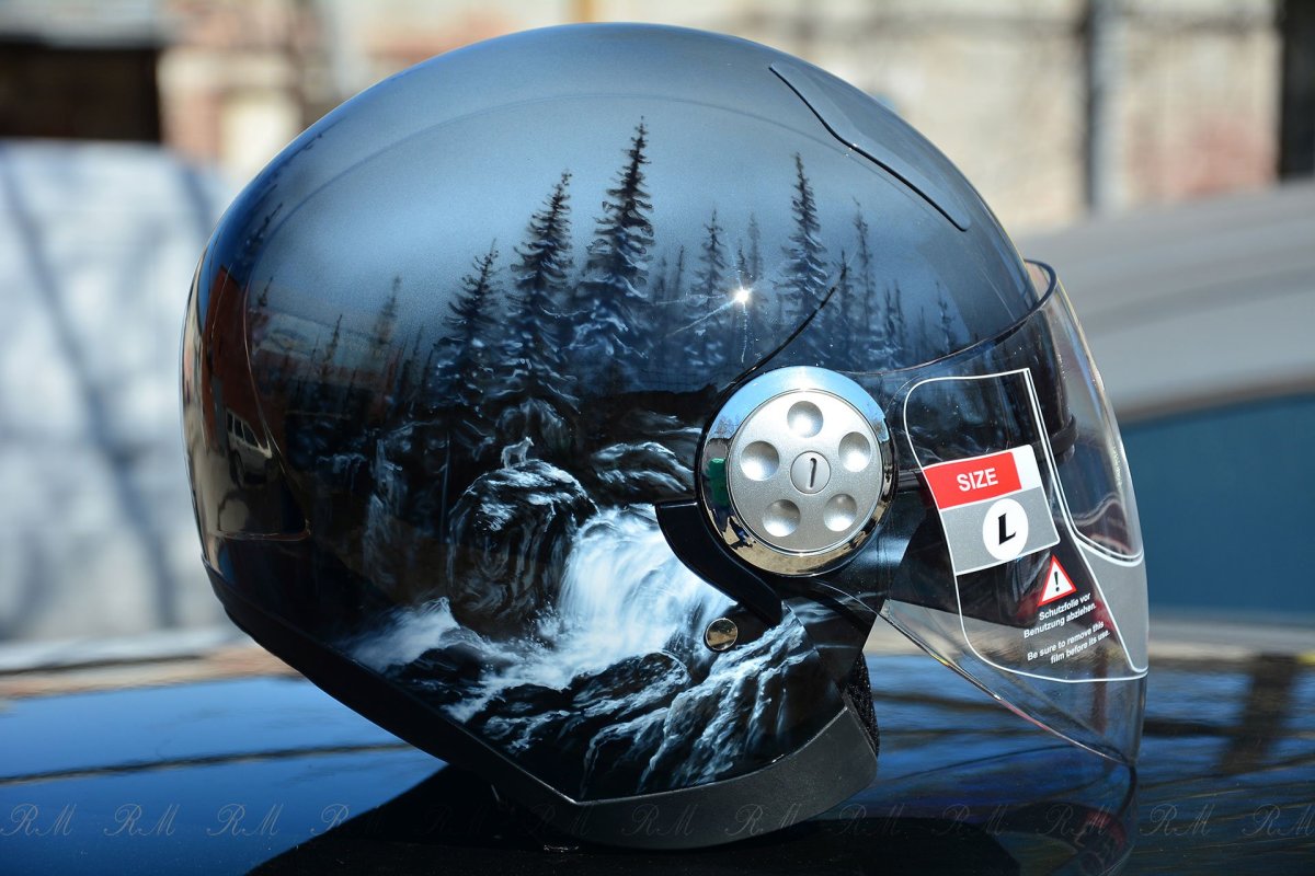 Аэрография на шлеме летчика