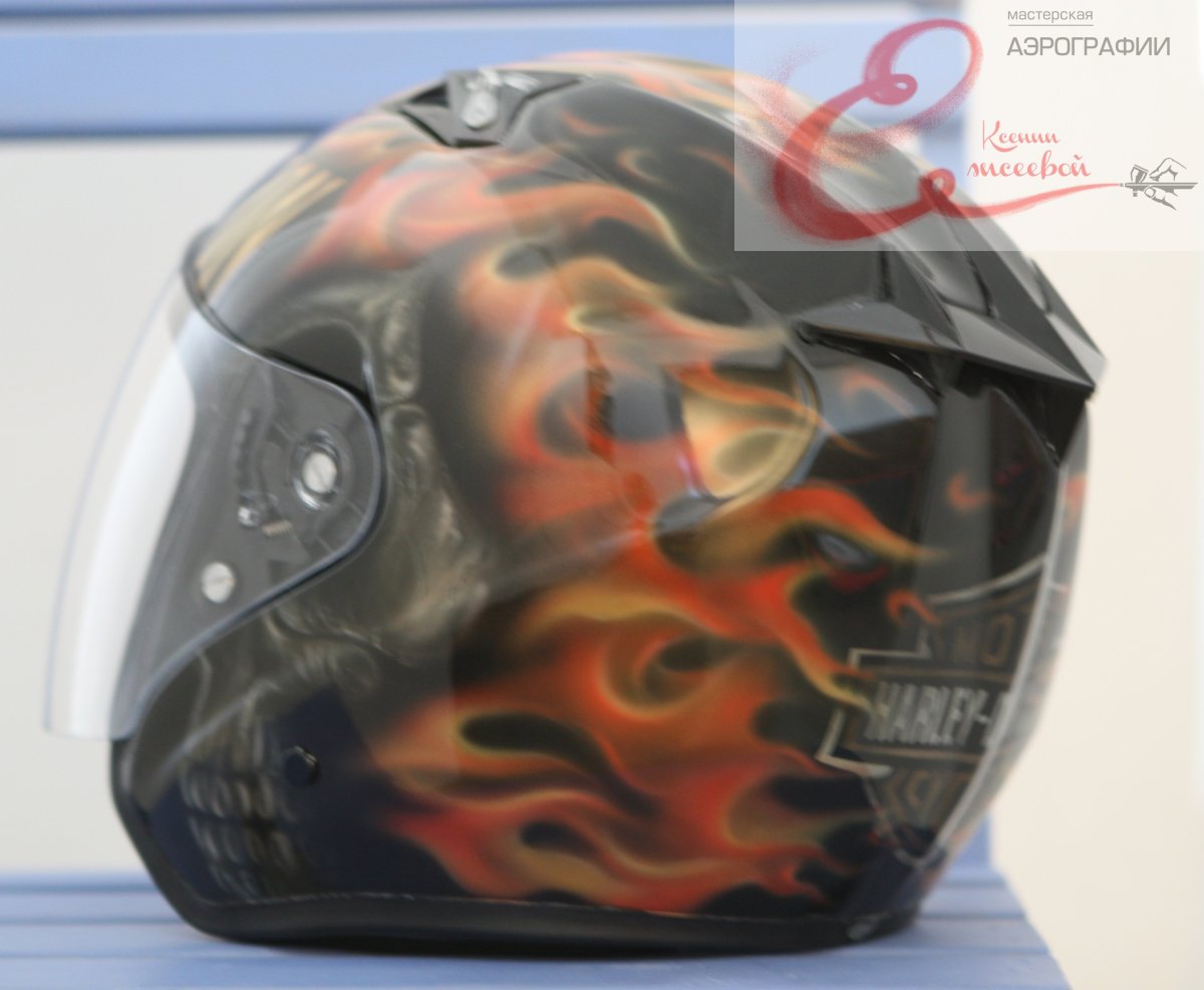Шлем Harley Davidson аэрография